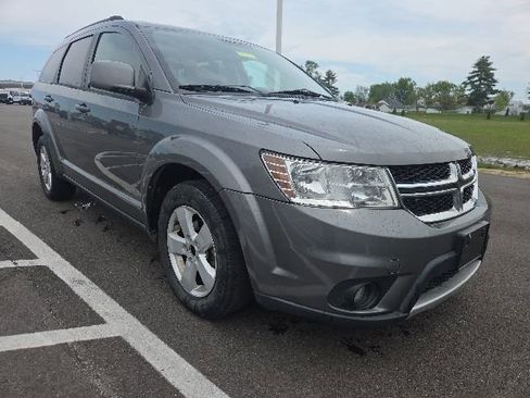 Used 2012 Dodge Journey SXT w/ Flexible Seating Group AWD/4WD image 1
