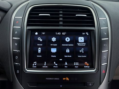 Used 2019 Lincoln Nautilus Reserve image 25