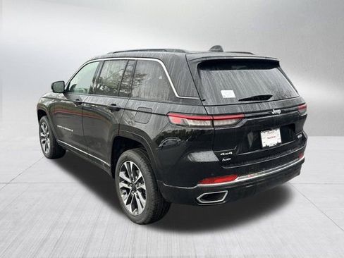 New 2025 Jeep Grand Cherokee Overland image 7
