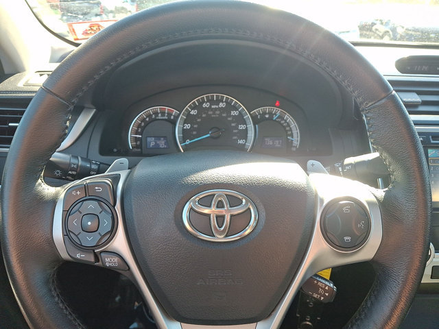 Used 2012 Toyota Camry SE FWD image 16