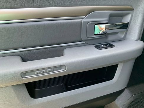 Used 2018 RAM 1500 Lone Star image 24