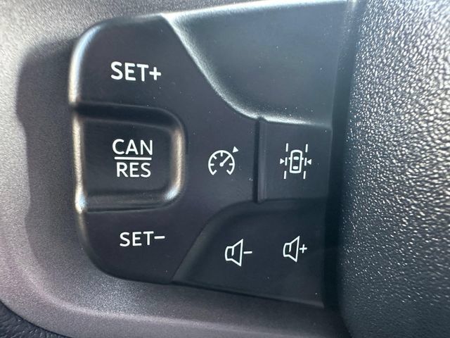 Certified 2025 Ford Bronco Outer Banks AWD/4WD image 13