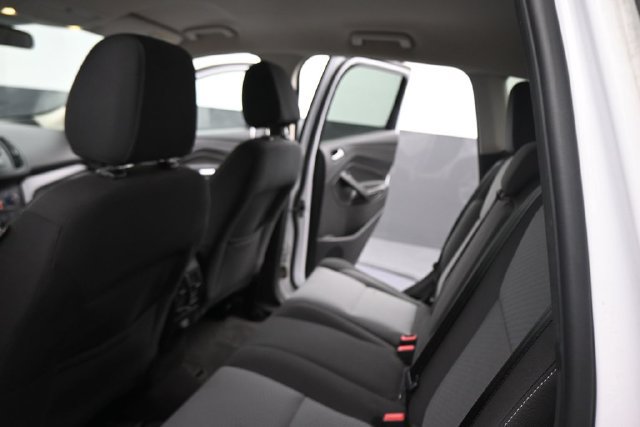 Used 2017 Ford Escape SE AWD/4WD image 38