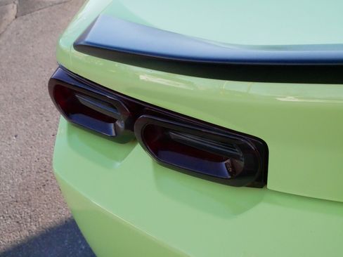 Used 2021 Chevrolet Camaro LT w/ Technology Package image 17