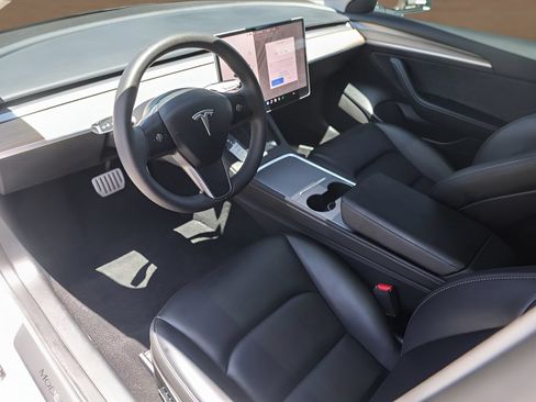 Used 2023 Tesla Model 3 Performance AWD/4WD image 10