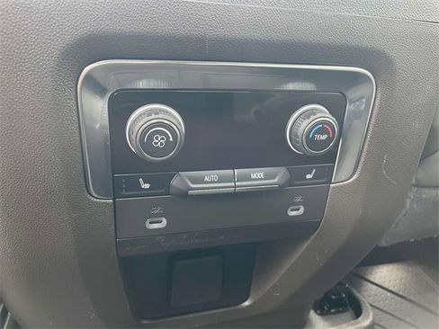 Certified 2024 Chevrolet Tahoe Z71 w/ Luxury Package image 13