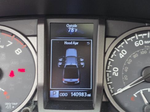 Used 2016 Toyota Tacoma TRD Off-Road w/ Premium & Technology Package image 46