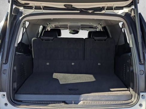Used 2019 GMC Yukon XL SLT image 6