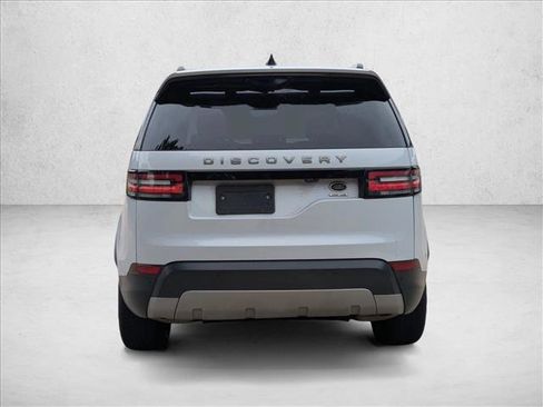 Used 2017 Land Rover Discovery HSE AWD/4WD image 6