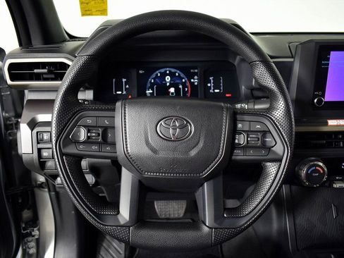 Certified 2025 Toyota Tacoma SR5 image 29