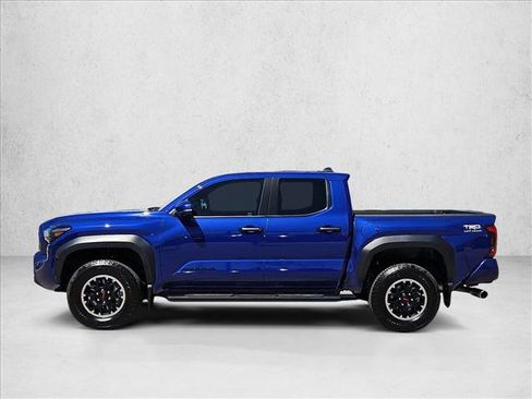 Certified 2025 Toyota Tacoma TRD Off-Road w/ TRD Off Road Premium Package AWD/4WD image 9