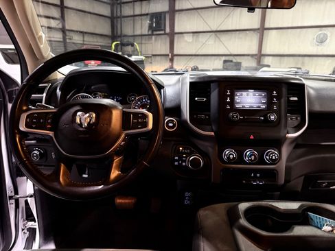 Used 2020 RAM 1500 Big Horn AWD/4WD image 29