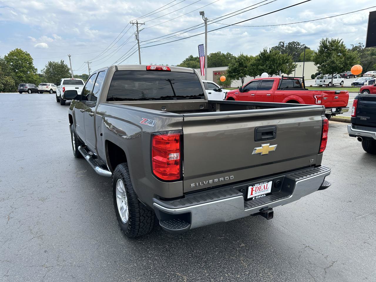 Used 2015 Chevrolet Silverado 1500 LT AWD/4WD image 2