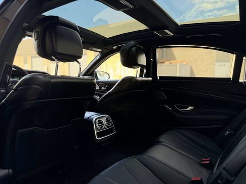 Used 2017 Mercedes-Benz S 550 Sedan image 14