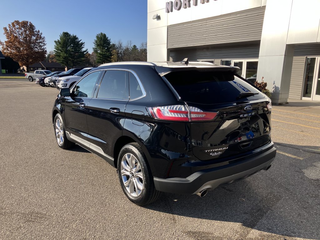 Used 2024 Ford Edge Titanium AWD/4WD image 7