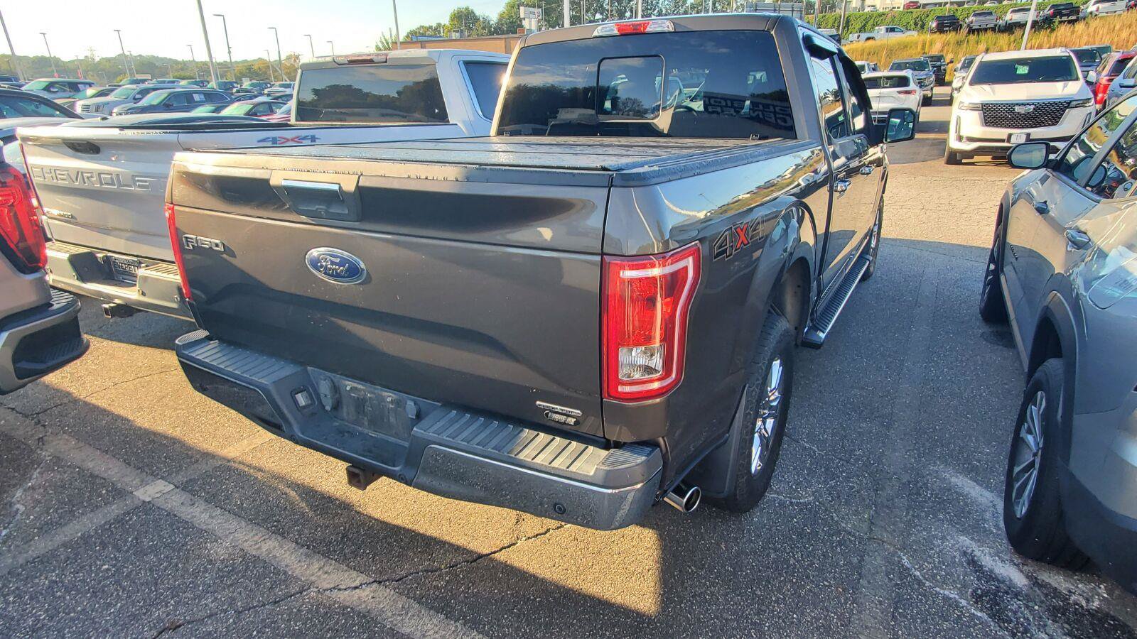 Used 2015 Ford F150 XLT w/ Equipment Group 302A Luxury AWD/4WD image 9