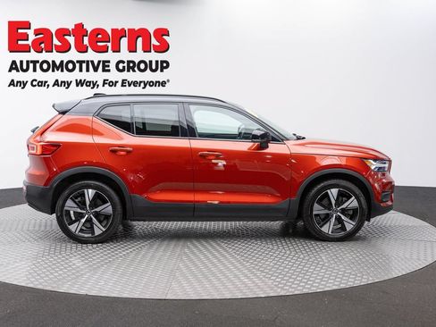 Used 2022 Volvo XC40 P8 Recharge Plus AWD/4WD image 4