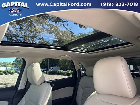 Used 2022 Ford Edge SEL w/ Convenience Package image 21