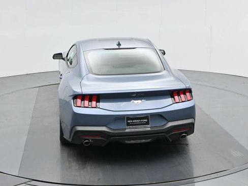 New 2025 Ford Mustang Coupe image 39