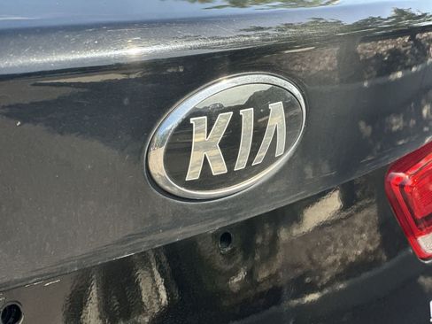 Used 2016 Kia Optima LX FWD image 10