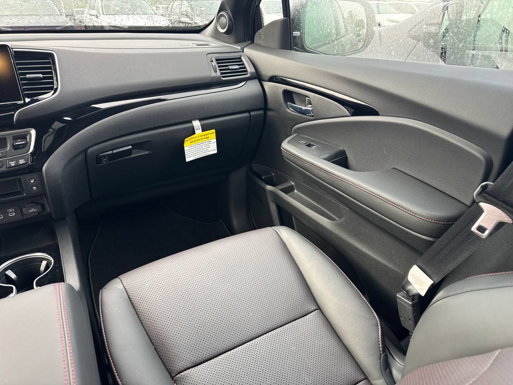 Certified 2026 Honda Ridgeline Black Edition image 18