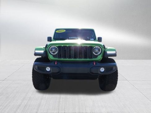 New 2025 Jeep Wrangler Unlimited Rubicon w/ XTREMEE 35" Tire Package image 8