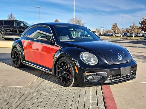 Used 2013 Volkswagen Beetle R-Line image 4
