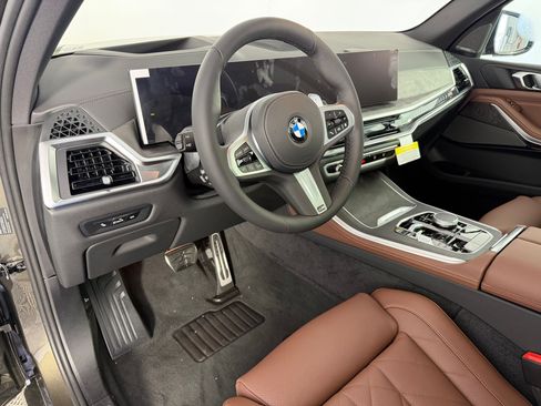 Used 2026 BMW X5 sDrive40i w/ M Sport Package RWD image 4