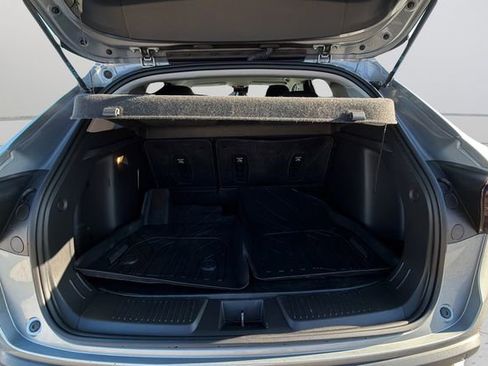 Certified 2025 Chevrolet Trax LT w/ Driver Confidence Package image 19