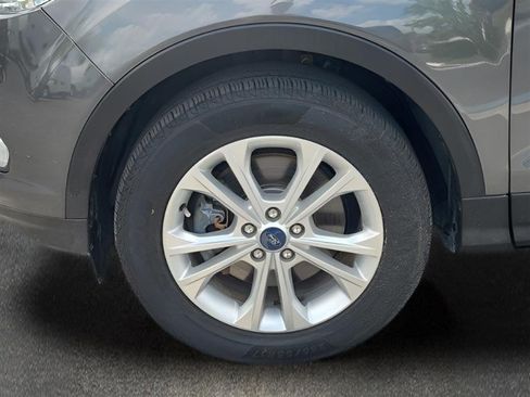 Used 2019 Ford Escape SE AWD/4WD image 29