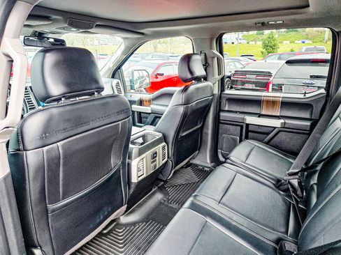 Used 2016 Ford F150 Lariat w/ Equipment Group 502A Luxury image 11