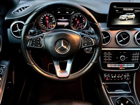 Used 2018 Mercedes-Benz GLA 250 image 5