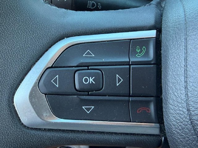 Used 2024 Jeep Compass Latitude AWD/4WD image 21