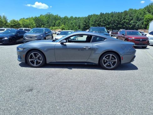 Used 2024 Ford Mustang Coupe image 21