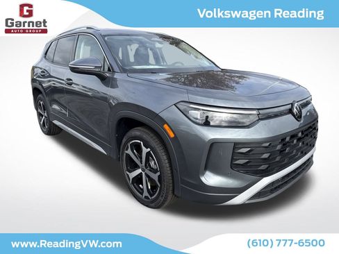 New 2025 Volkswagen Tiguan SE image 7