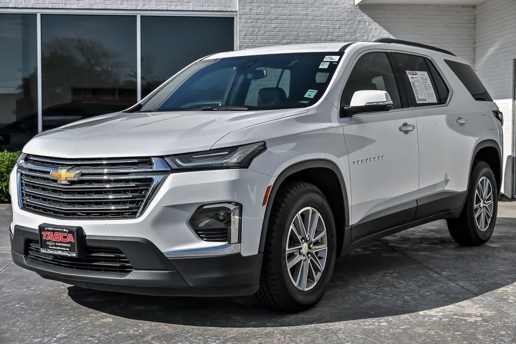 Used 2023 Chevrolet Traverse LT AWD/4WD image 6