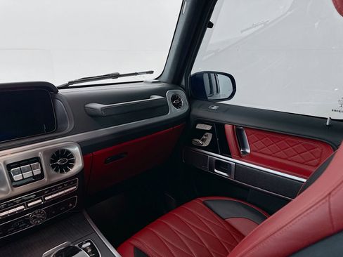 Certified 2021 Mercedes-Benz G 63 AMG 4MATIC image 26