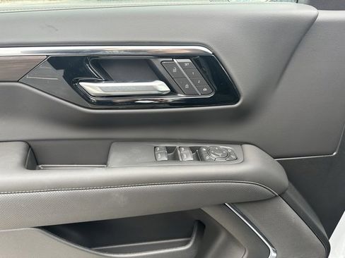 New 2026 Chevrolet Tahoe Premier w/ Sun And Tow Package image 3