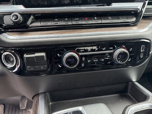 Used 2023 Chevrolet Silverado 1500 RST image 9