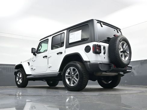 Used 2019 Jeep Wrangler Unlimited Sahara image 28