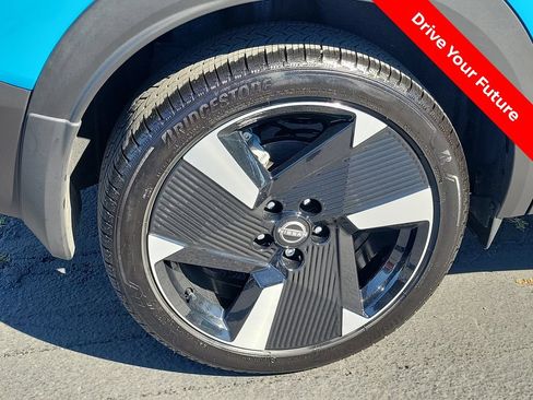Used 2025 Nissan Kicks SR FWD image 27