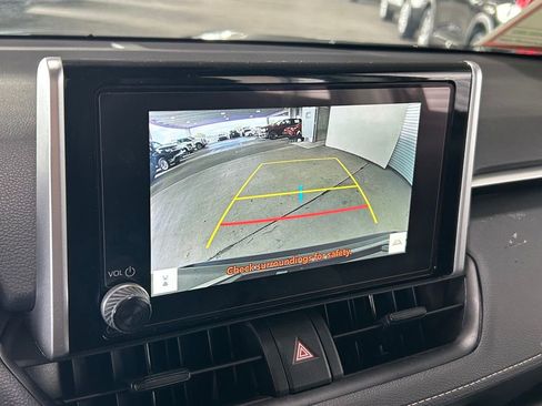 Used 2025 Toyota RAV4 LE image 18