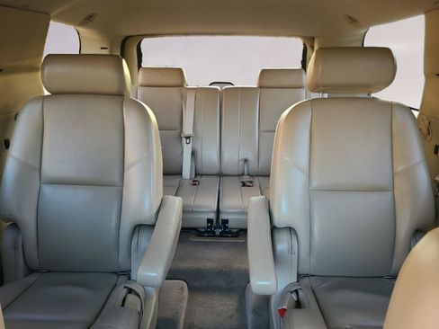 Used 2009 Chevrolet Tahoe LTZ RWD image 17