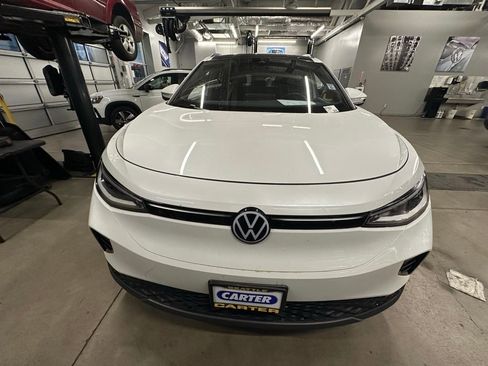 Used 2023 Volkswagen ID.4 Pro S image 2