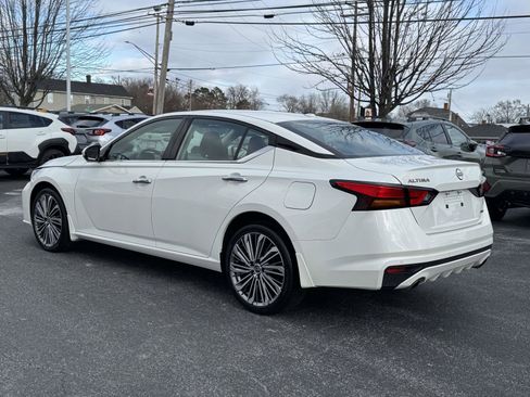Used 2024 Nissan Altima 2.5 SL image 4