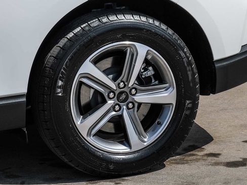 Used 2024 Ford Edge SEL w/ Convenience Package image 56