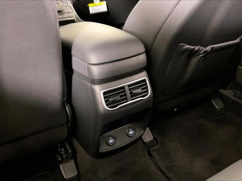 Used 2023 Hyundai Santa Fe SEL w/ Premium Package AWD/4WD image 35