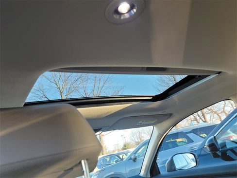 Used 2024 Honda HR-V EX-L image 24