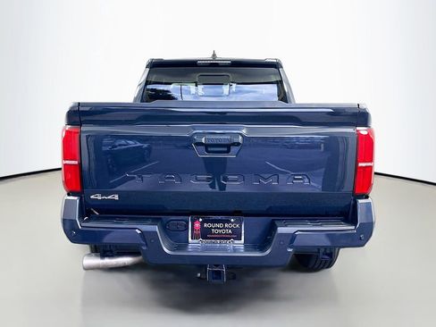 Used 2025 Toyota Tacoma SR5 image 6