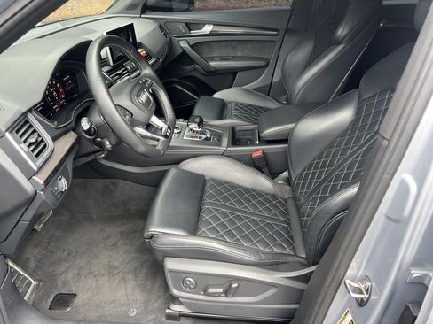 Used 2019 Audi SQ5 Premium Plus w/ Premium Plus Package AWD/4WD image 11